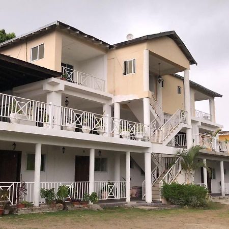 Starlight Chalet & Health Spa Spa Spring ภายนอก รูปภาพ