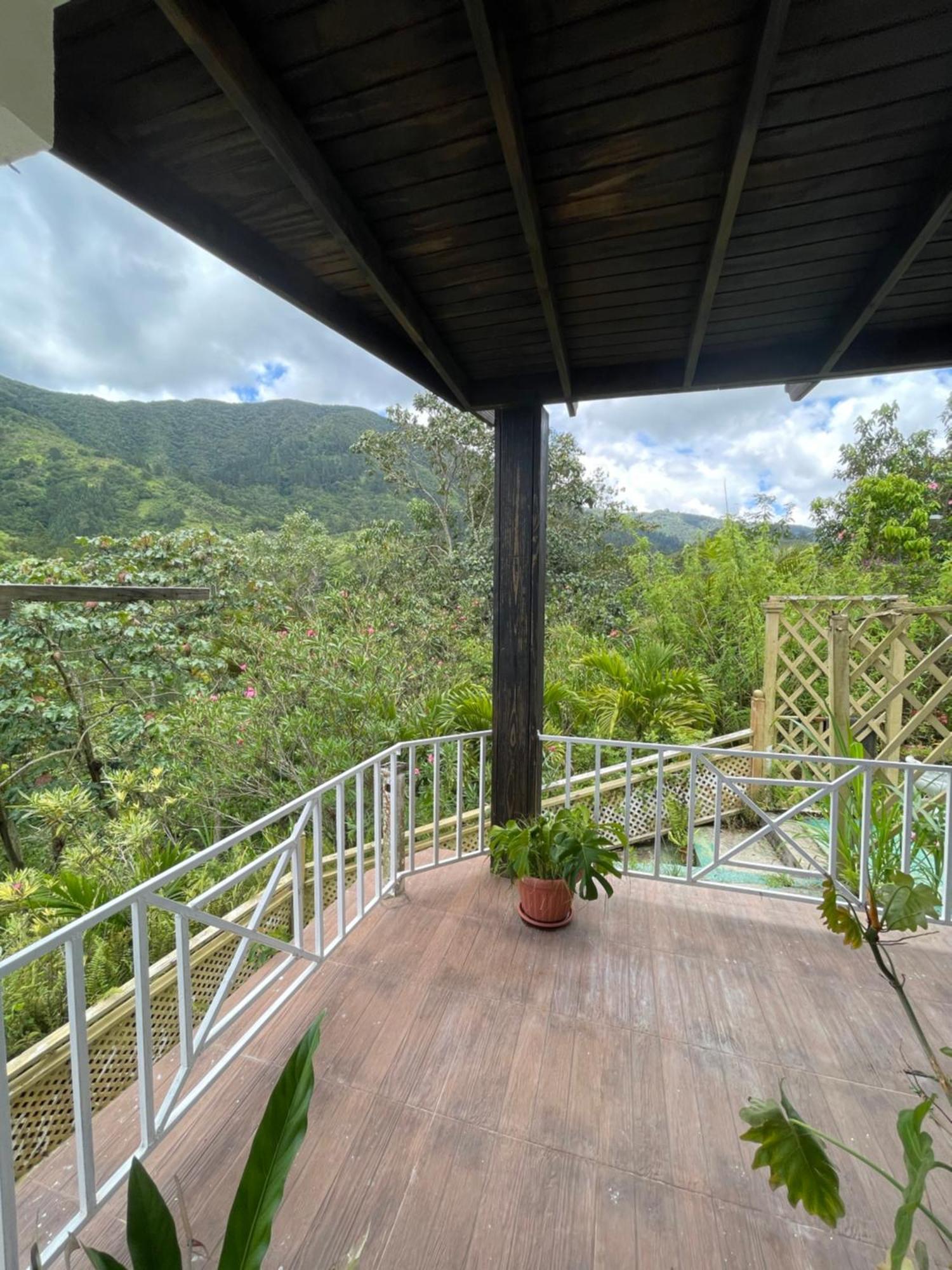 Starlight Chalet & Health Spa Spa Spring ภายนอก รูปภาพ