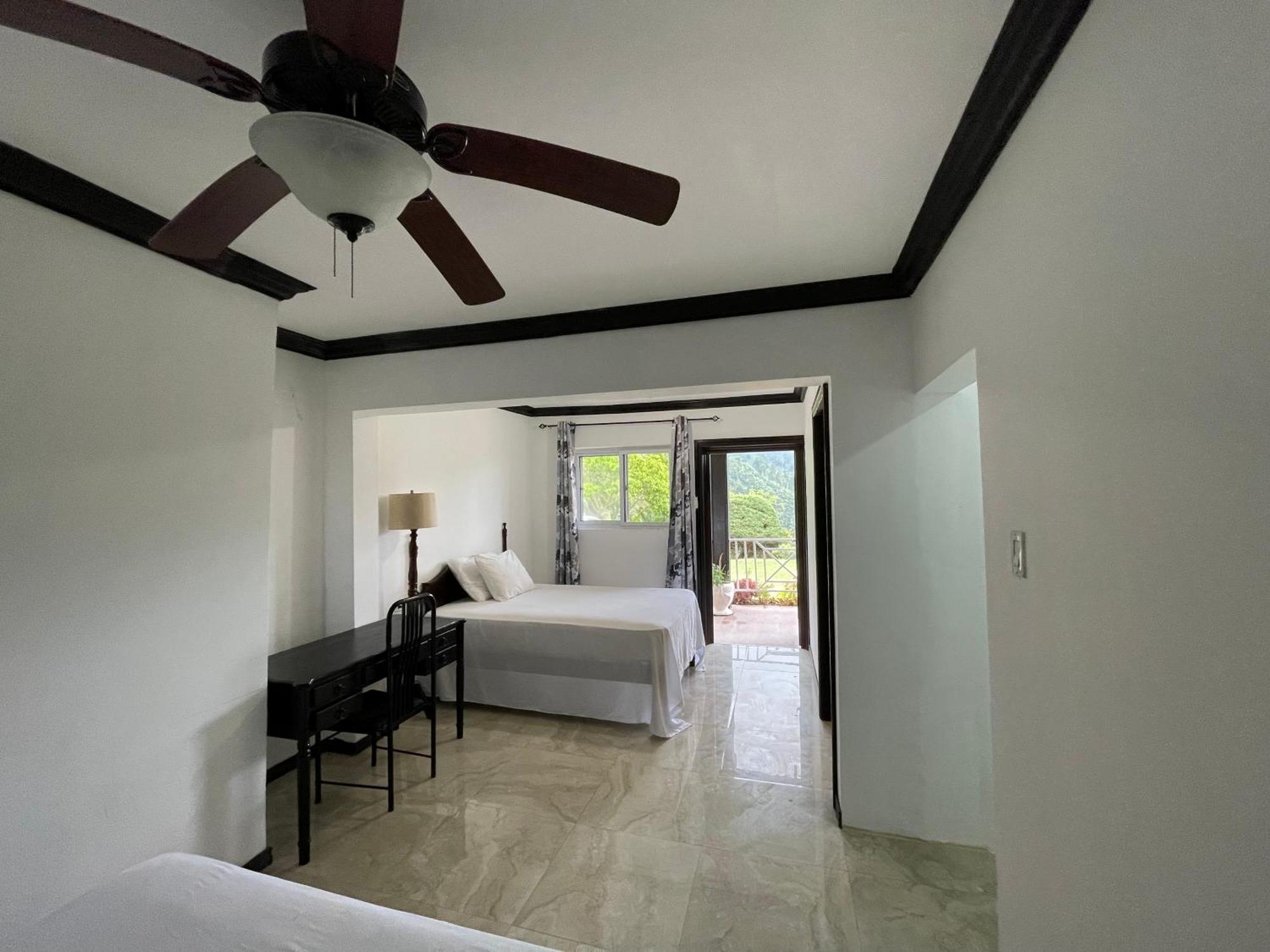Starlight Chalet & Health Spa Spa Spring ภายนอก รูปภาพ